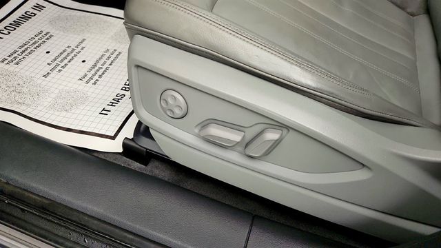 2019 Audi Q5 Premium 45 TFSI quattro with Convenience Pkg & Panoramic Sunroof - 22970652 - 11