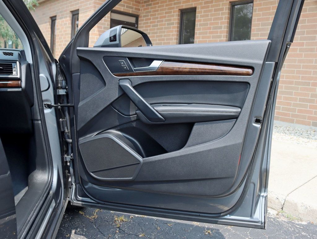 2019 Audi Q5 Premium Plus 45 TFSI quattro - 23054137 - 30