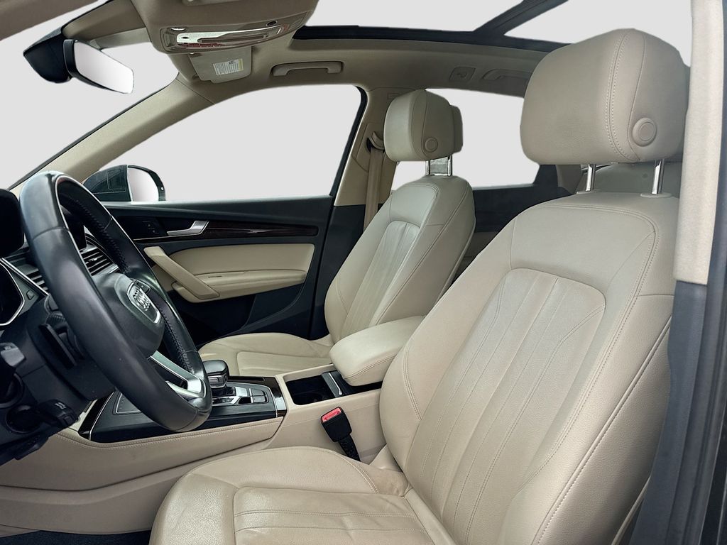 2019 Audi Q5 Premium Plus 45 TFSI quattro - 22977028 - 14