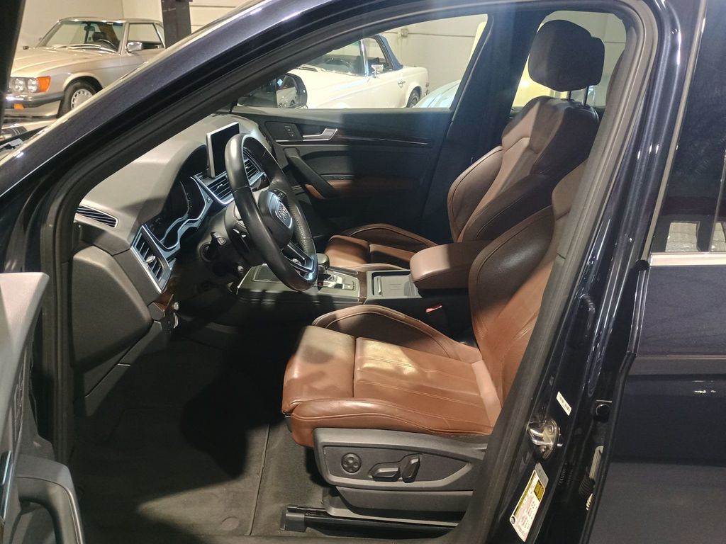2019 Audi Q5 Prestige 45 TFSI quattro 1 Owner - 22973866 - 13