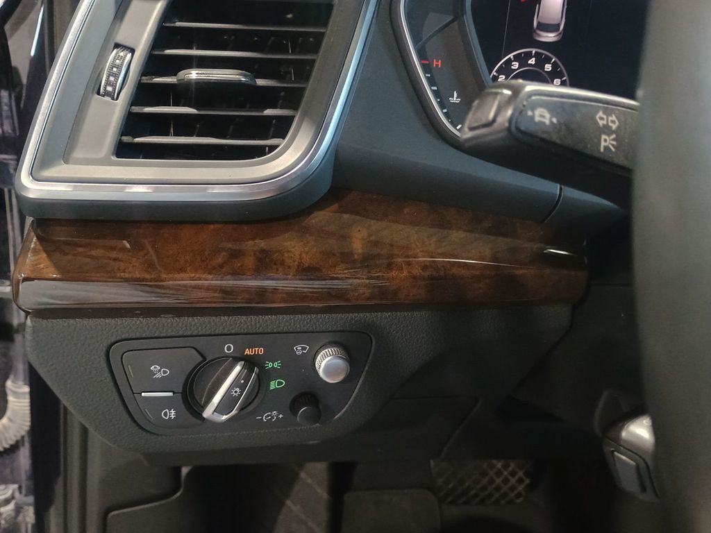 2019 Audi Q5 Prestige 45 TFSI quattro 1 Owner - 22973866 - 18