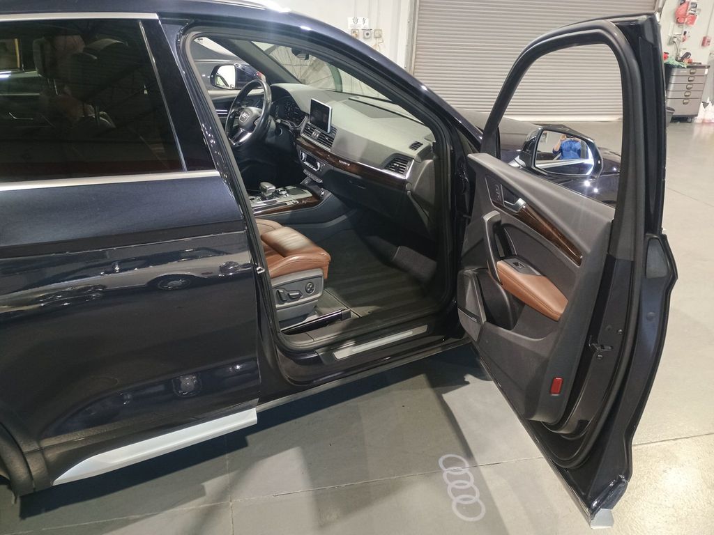 2019 Audi Q5 Prestige 45 TFSI quattro 1 Owner - 22973866 - 37