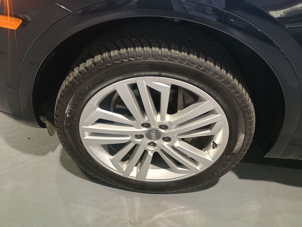 2019 Audi Q5 Prestige 45 TFSI quattro 1 Owner - 22973866 - 45