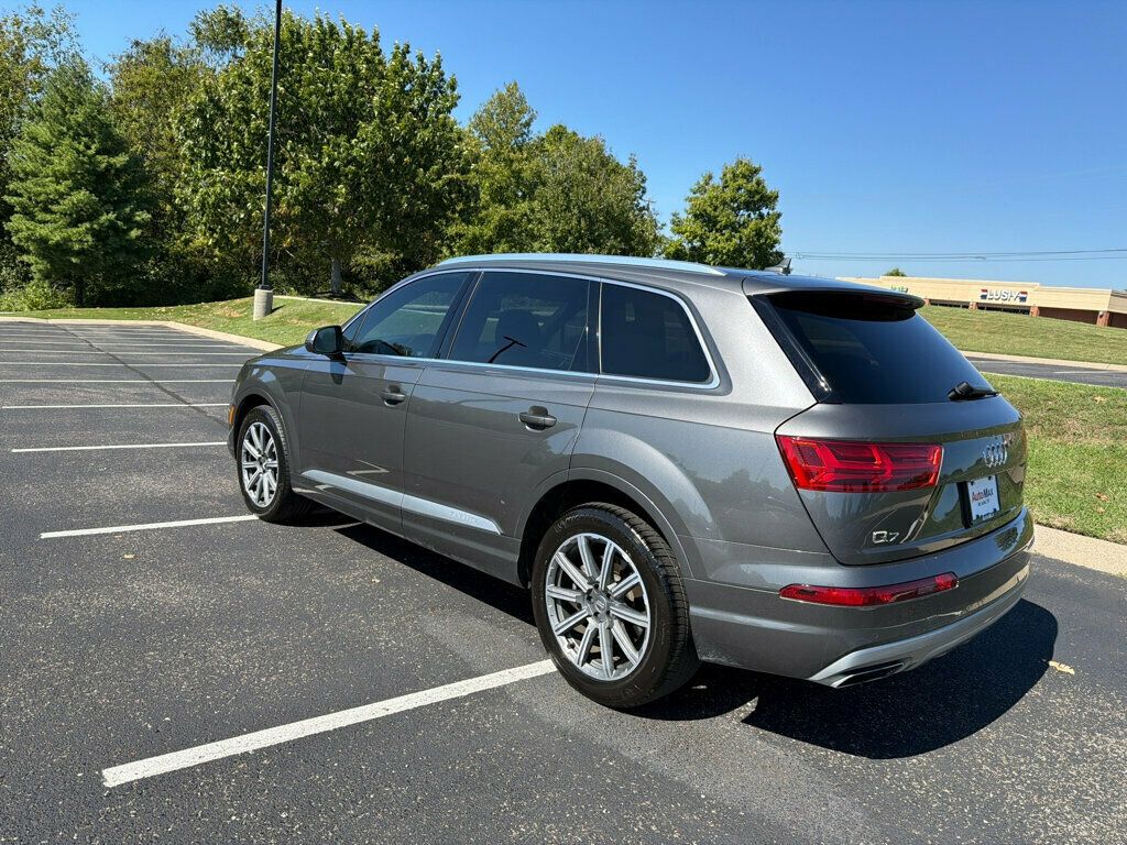 2019 Audi Q7 Premium photo 5
