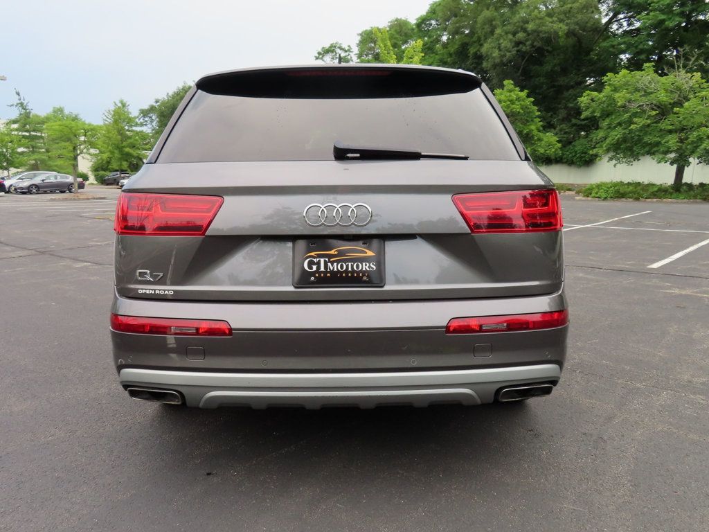 2019 Audi Q7 Premium Plus photo 14