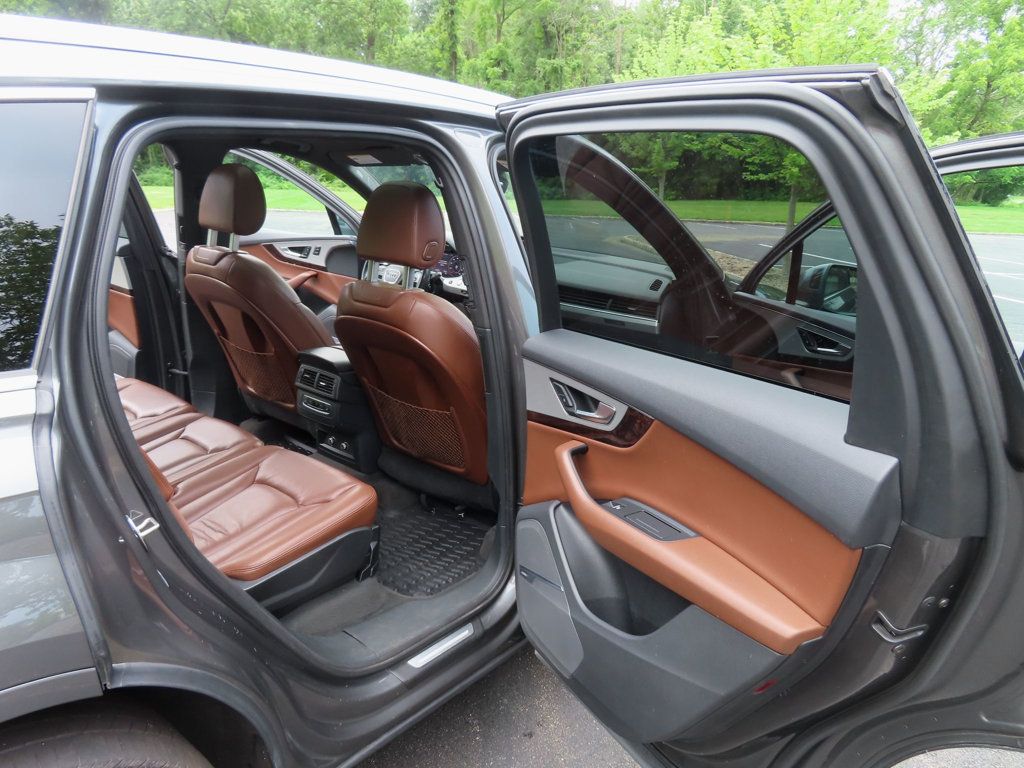 2019 Audi Q7 Premium Plus photo 27