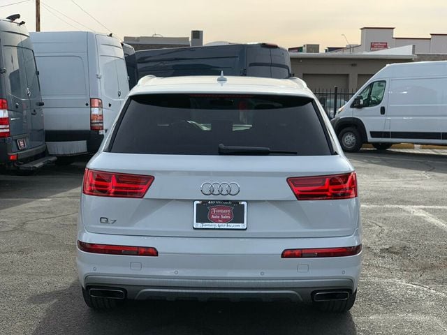 2019 Audi Q7 Premium photo 14