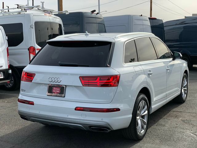 2019 Audi Q7 Premium photo 15