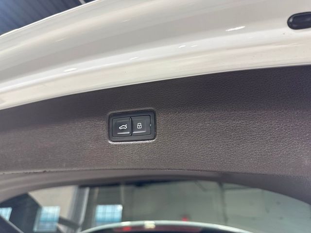 2019 Audi Q7 55 Premium - 23038509 - 39
