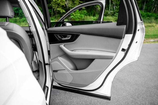2019 Audi Q7 LocalTrade/PremiumPlus/AudiVirtualCockpit/ColdWeatherPkg/NAV - 23070477 - 19