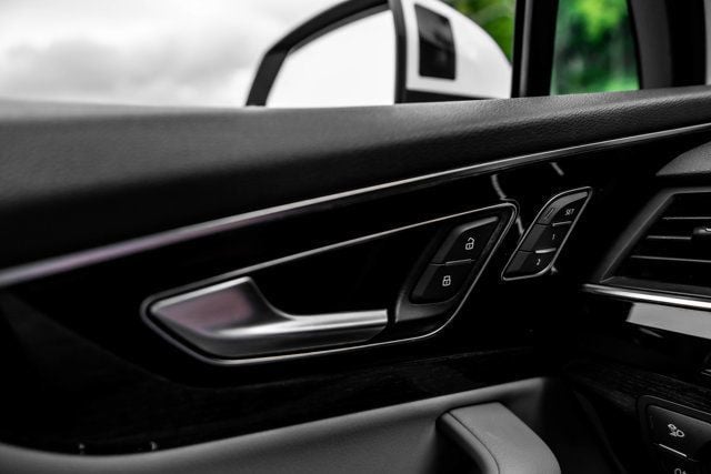 2019 Audi Q7 LocalTrade/PremiumPlus/AudiVirtualCockpit/ColdWeatherPkg/NAV - 23070477 - 35