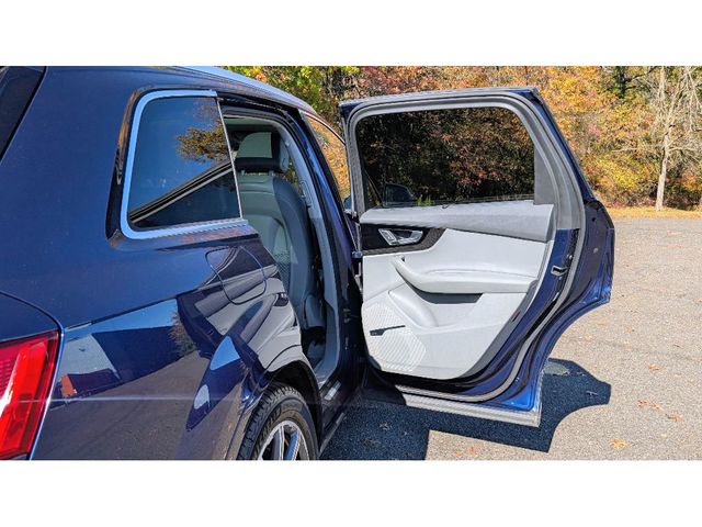 2019 Audi Q7 Premium Plus - 22931892 - 10