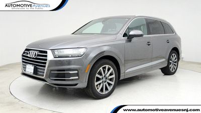 2019 Audi Q7 - WA1LHAF75KD047966