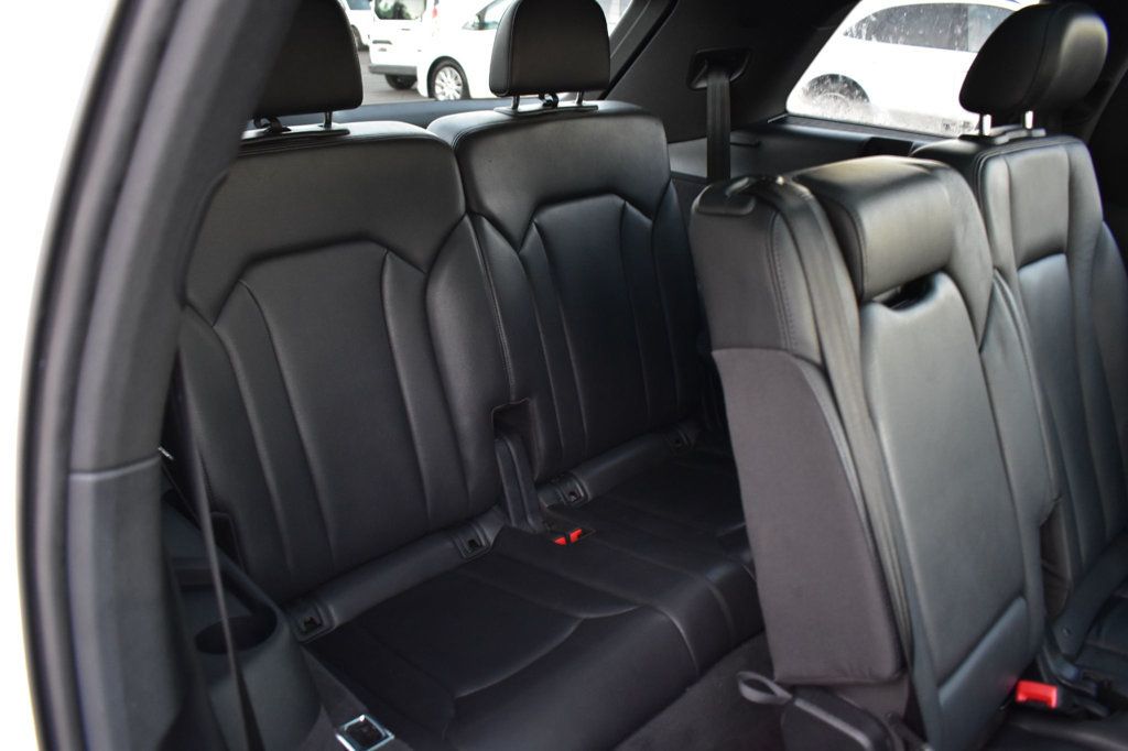 2019 Audi Q7 Premium Plus 55 TFSI quattro - 23082719 - 25