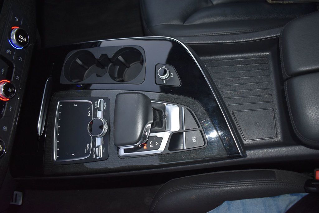 2019 Audi Q7 Premium Plus 55 TFSI quattro - 23082719 - 54