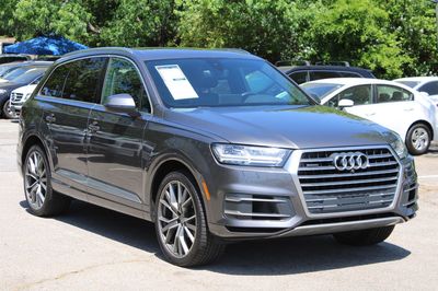2019 Audi Q7 - WA1LAAF75KD012929
