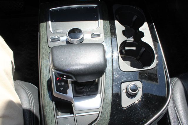 2019 Audi Q7 Premium Plus 55 TFSI quattro - 23013648 - 17