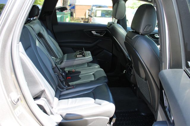 2019 Audi Q7 Premium Plus 55 TFSI quattro - 23013648 - 23