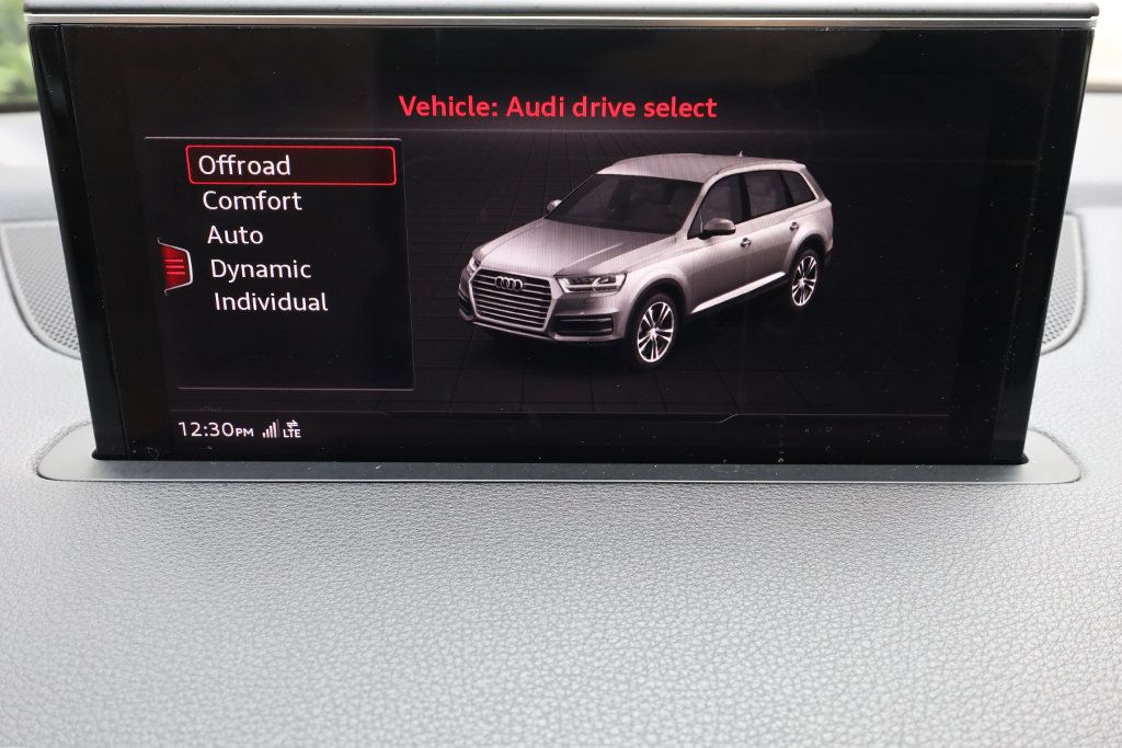 2019 Audi Q7 Premium Plus 55 TFSI quattro - 23085124 - 50
