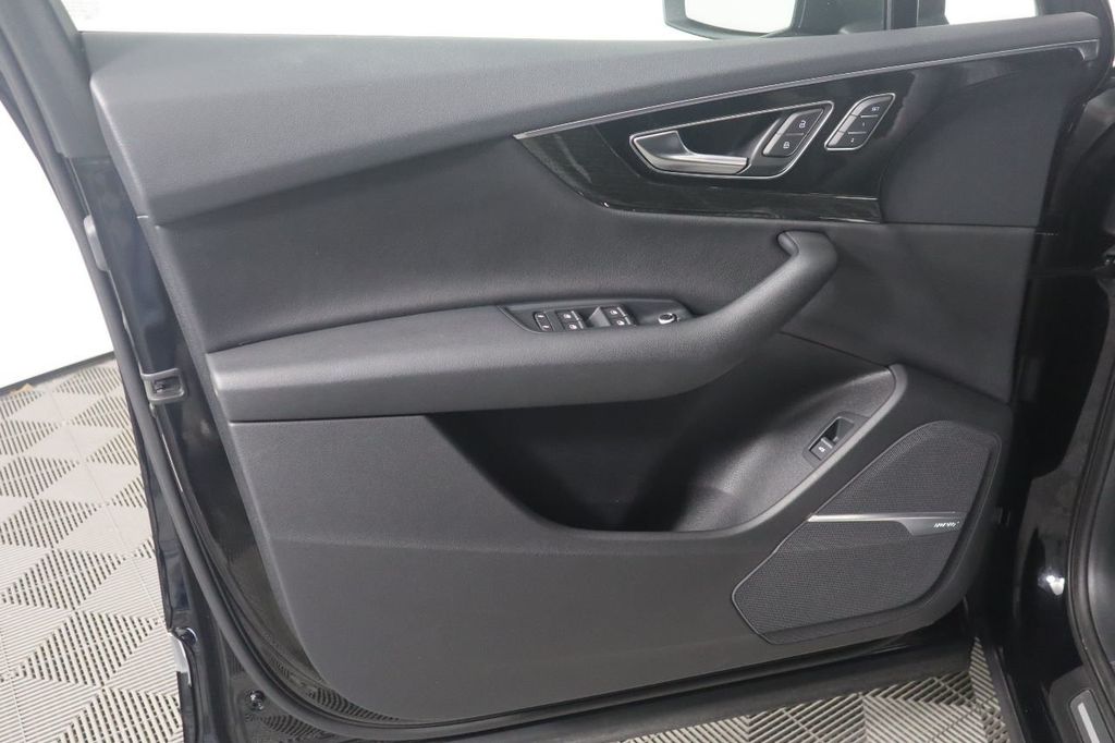 2019 Audi Q7 Premium Plus 55 TFSI quattro - 21140675 - 12