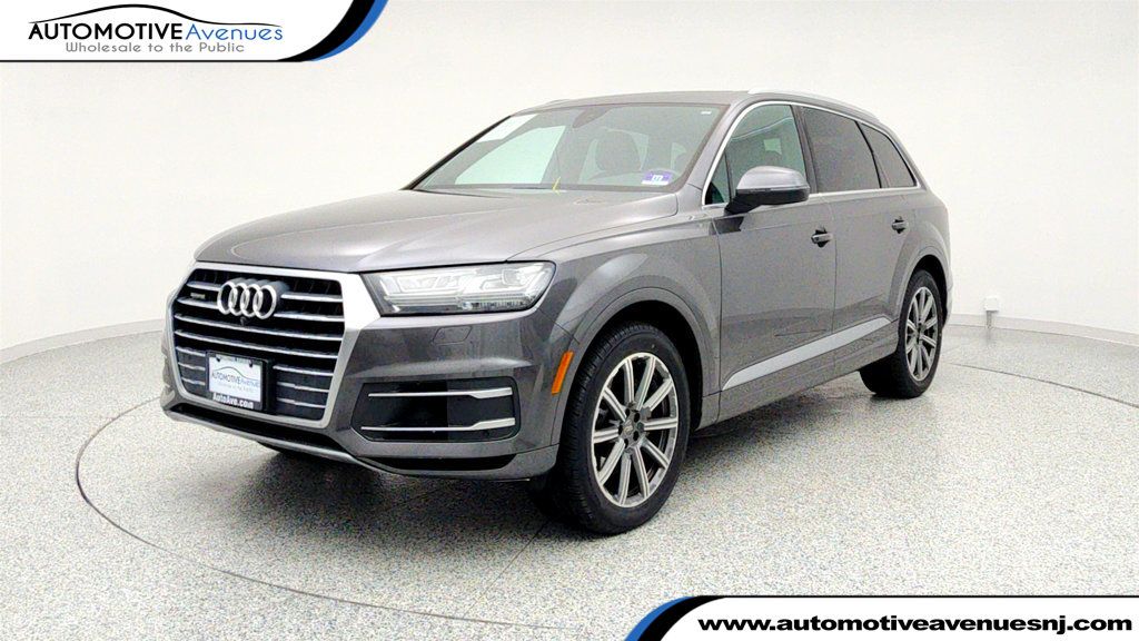 2019 Audi Q7 Premium Plus 55 TFSI quattro with 20'' Wheels & Cold Weather Pkg - 22957579 | Video 1
