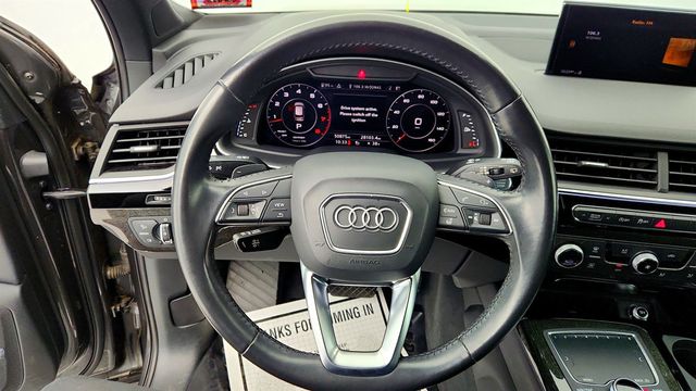 2019 Audi Q7 Premium Plus 55 TFSI quattro with 20'' Wheels & Cold Weather Pkg - 22957579 - 13
