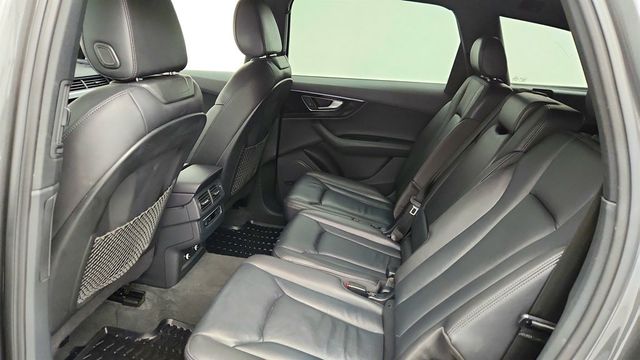2019 Audi Q7 Premium Plus 55 TFSI quattro with 20'' Wheels & Cold Weather Pkg - 22957579 - 20