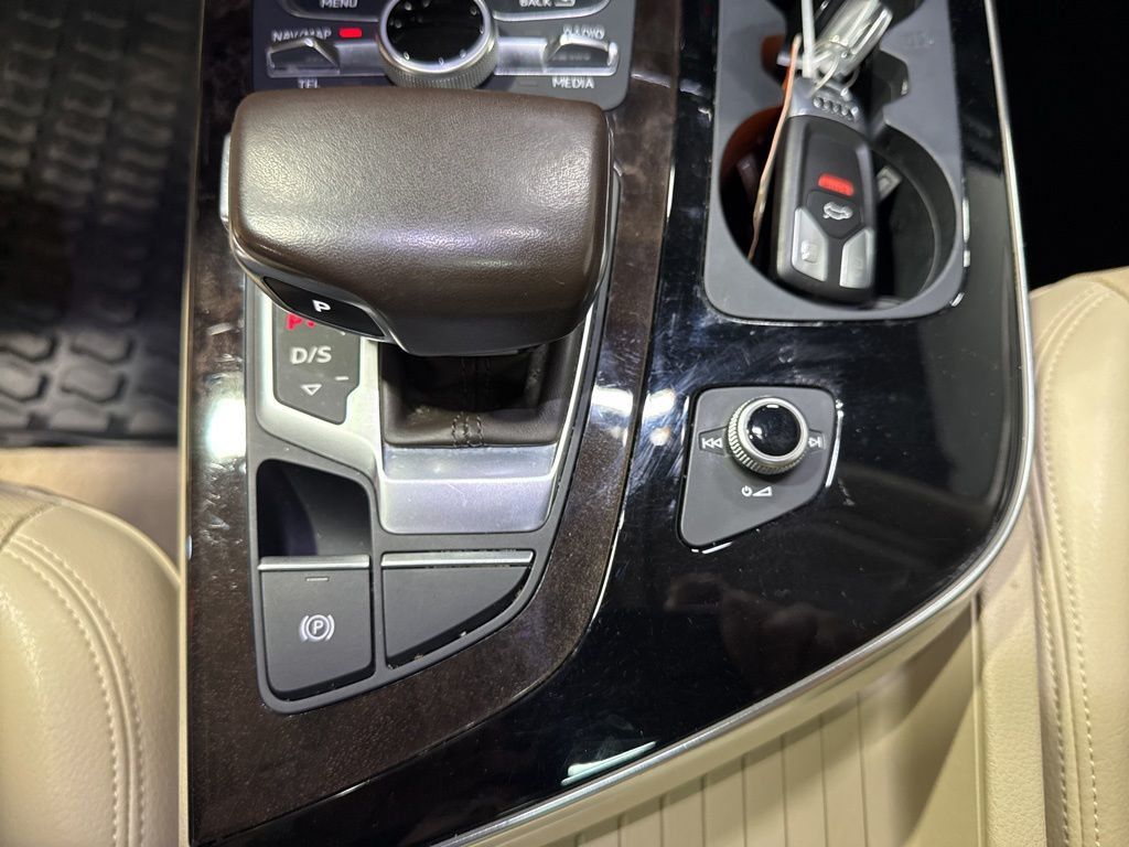2019 Audi Q7 Prestige 55 TFSI quattro - 23035486 - 21