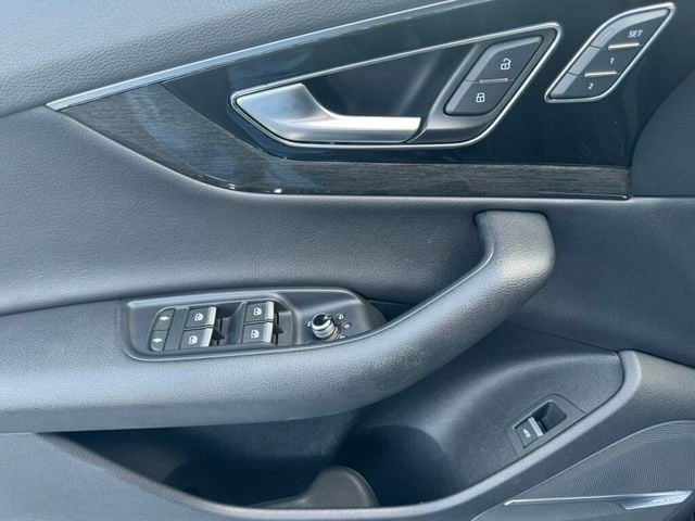 2019 Audi Q7 Prestige 55 TFSI quattro - 23063660 - 12