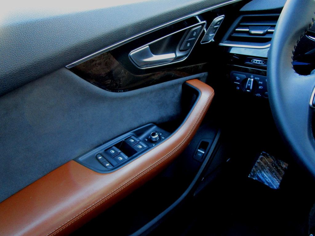 2019 Audi Q7 Prestige 55 TFSI quattro - 23043611 - 35