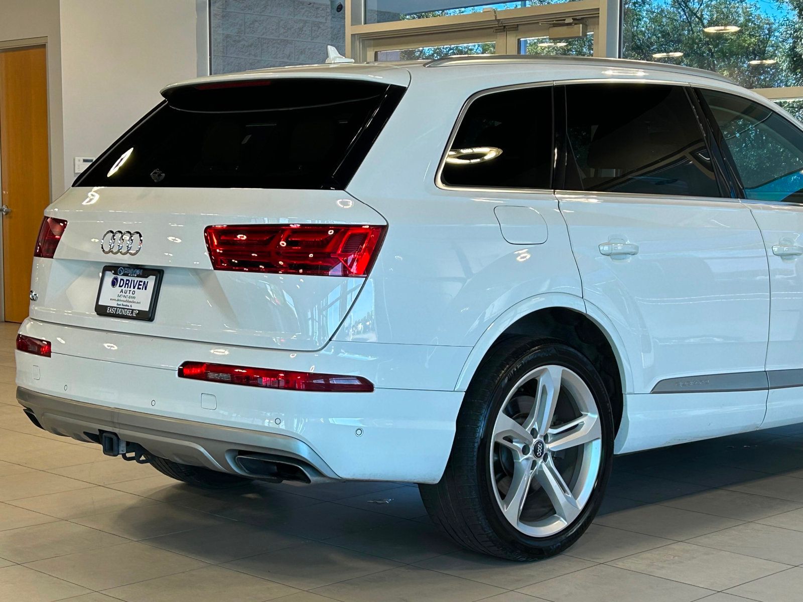 2019 Audi Q7 Prestige 55 photo 9