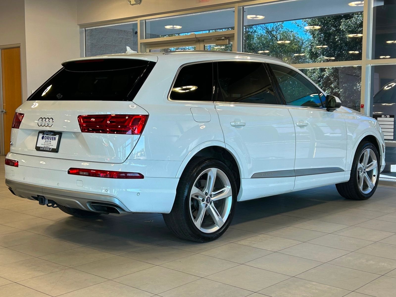 2019 Audi Q7 Prestige 55 photo 10