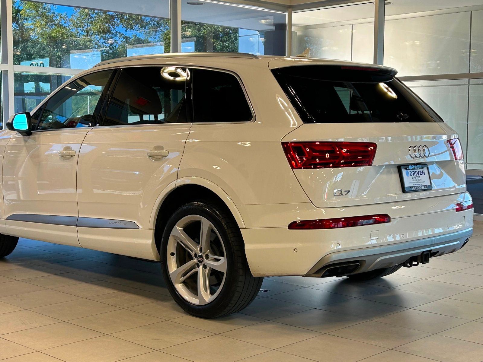 2019 Audi Q7 Prestige 55 photo 11