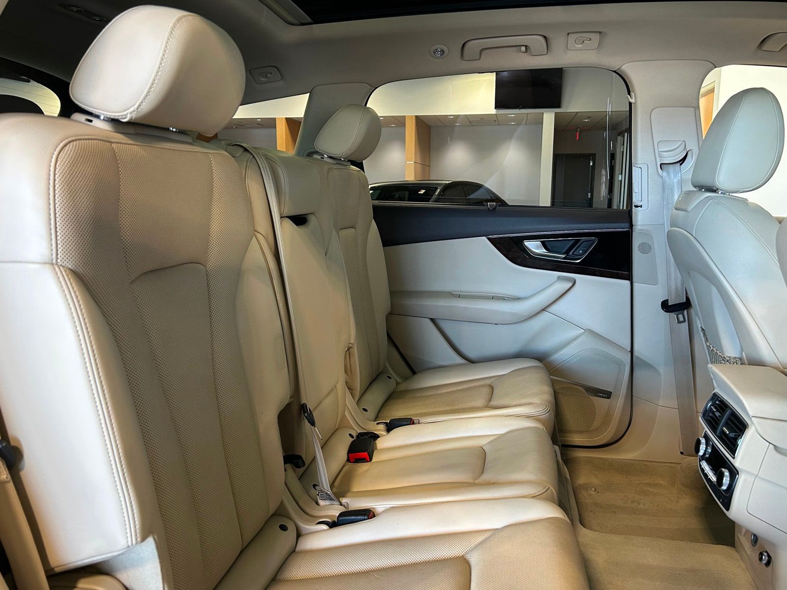 2019 Audi Q7 Prestige 55 photo 22
