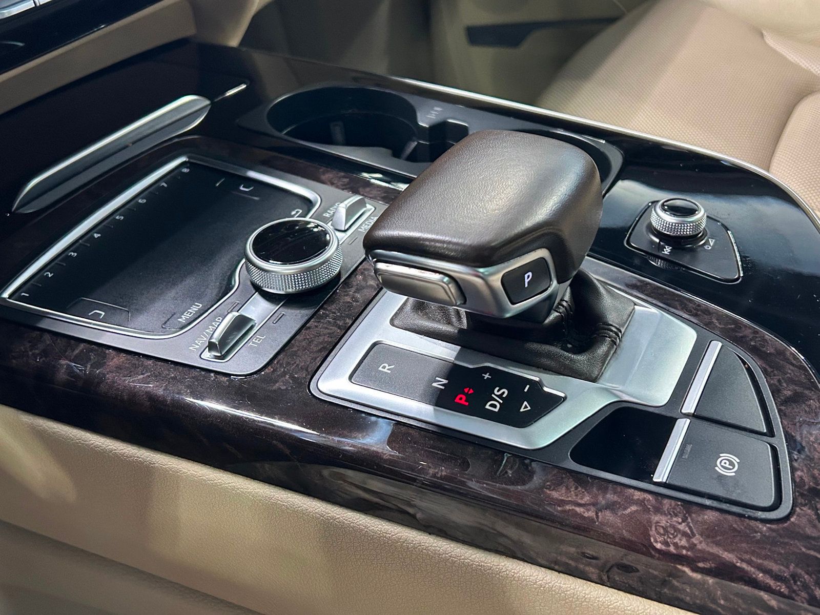 2019 Audi Q7 Prestige 55 photo 32
