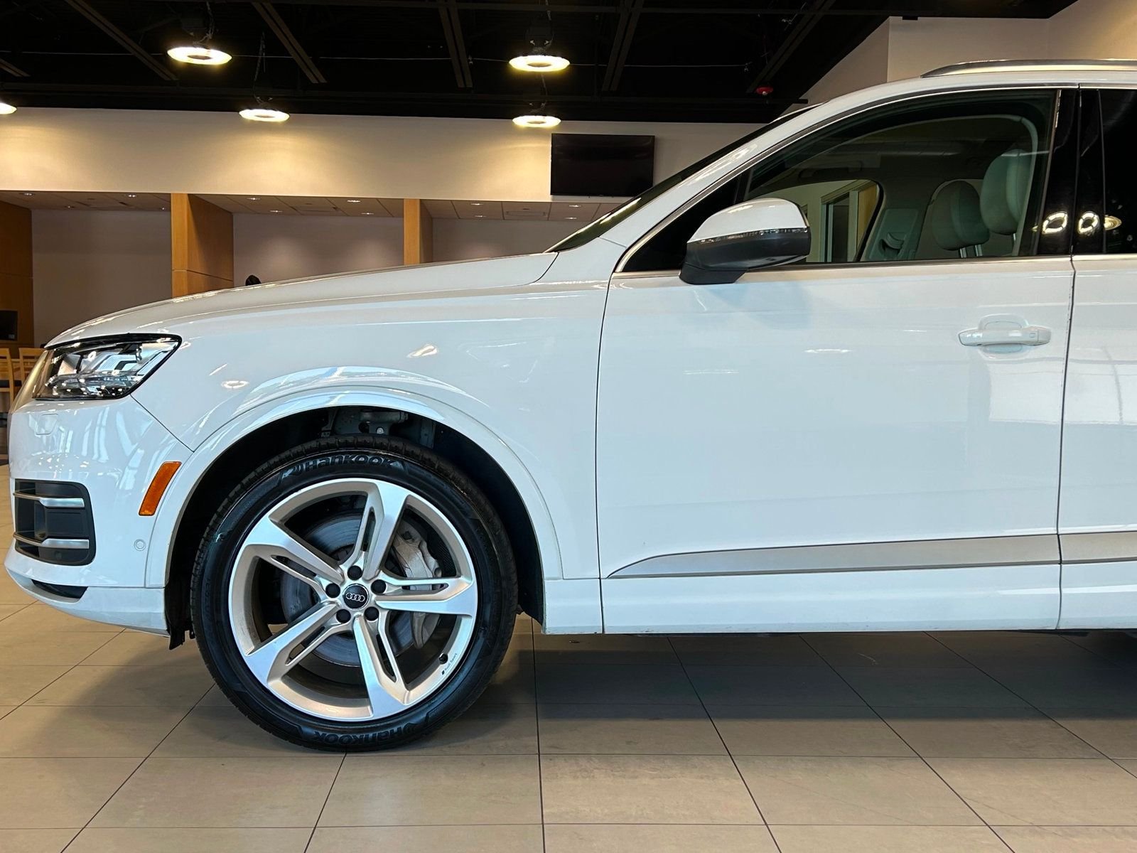 2019 Audi Q7 Prestige 55 photo 6