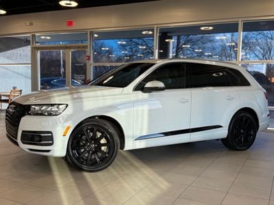 2019 Audi Q7 - WA1VAAF70KD031462