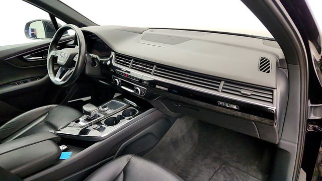 2019 Audi Q7 Prestige 55 TFSI quattro w/ 21'' Wheels & Cold Weather Package - 23011396 - 24