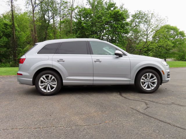 2019 Audi Q7 SE Premium 45 TFSI quattro - 23026790 - 17