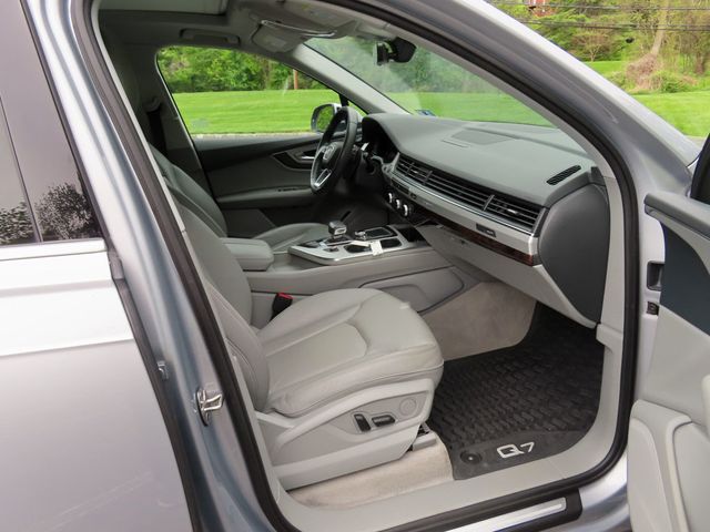2019 Audi Q7 SE Premium 45 TFSI quattro - 23026790 - 27