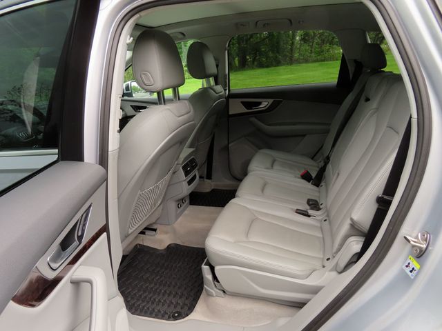 2019 Audi Q7 SE Premium 45 TFSI quattro - 23026790 - 33
