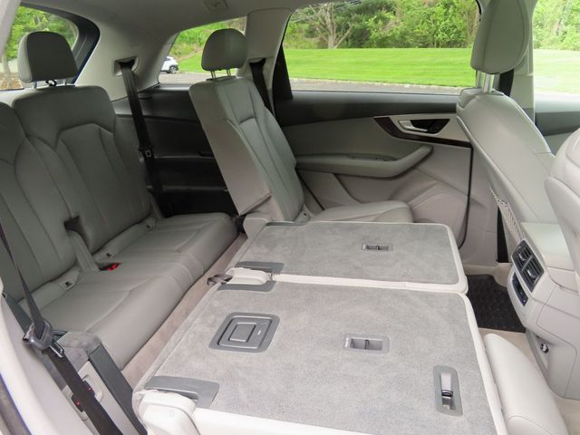 2019 Audi Q7 SE Premium 45 TFSI quattro - 23026790 - 4
