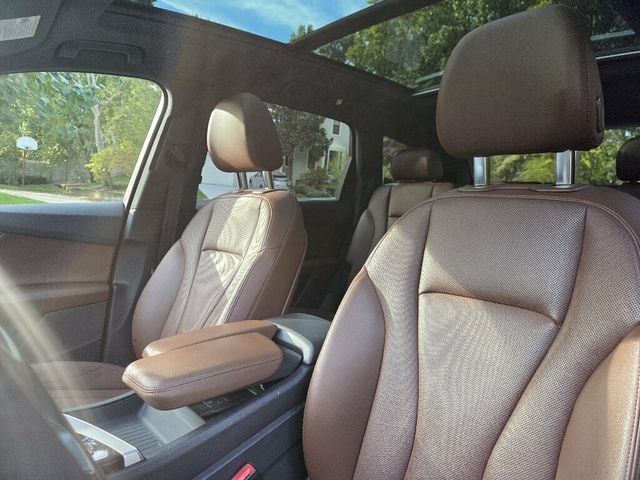2019 Audi Q7 SE Premium Plus 45 TFSI quattro - 23097239 - 10