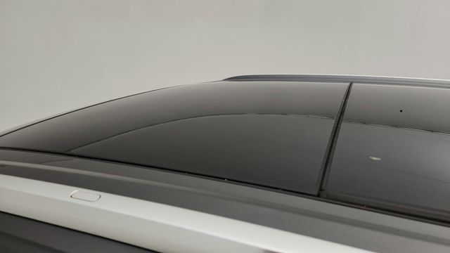 2019 Audi Q7 SE Premium Plus 45 TFSI quattro with Cold Weather Package - 22941000 - 9