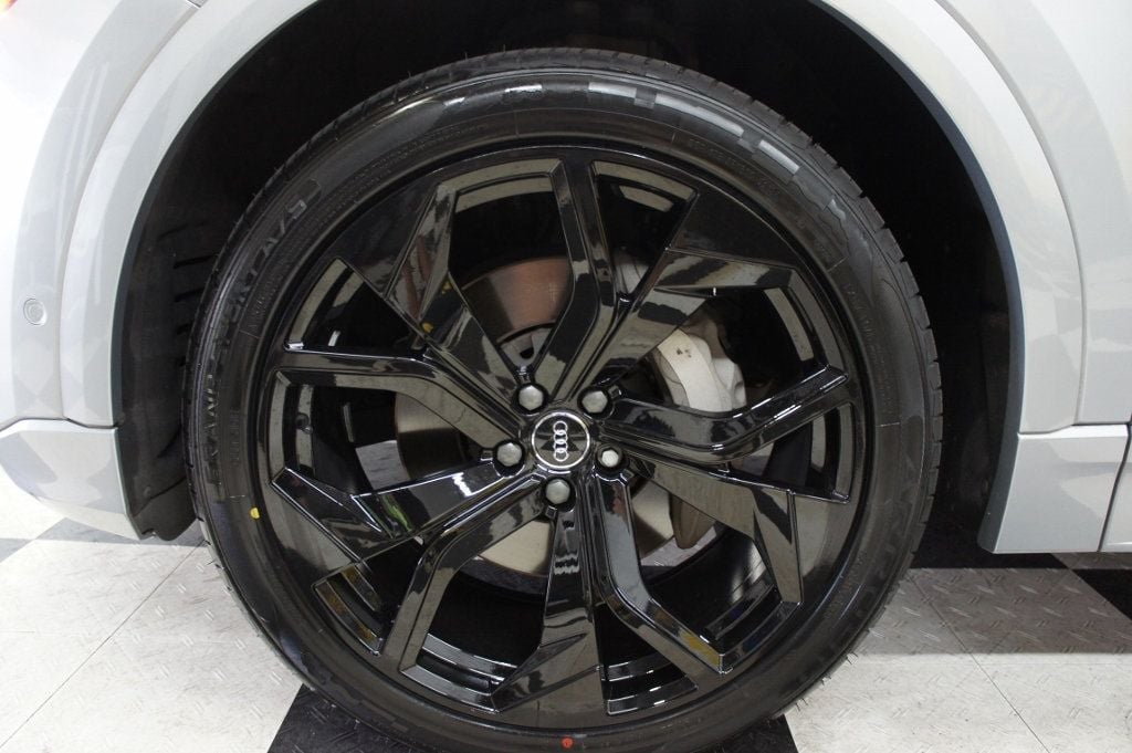 2019 Audi Q8 22" rims (optional) - 22159760 - 4