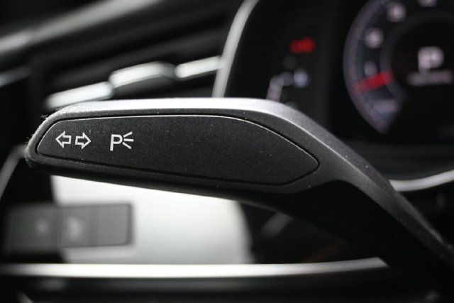 2019 Audi Q8 3.0T Premium - 23082713 - 17