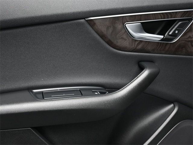 2019 Audi Q8 3.0T Premium - 22959606 - 16