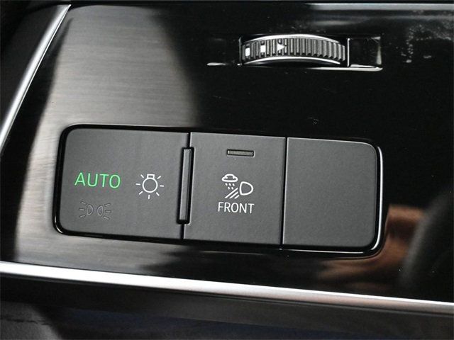 2019 Audi Q8 3.0T Premium - 22959606 - 32