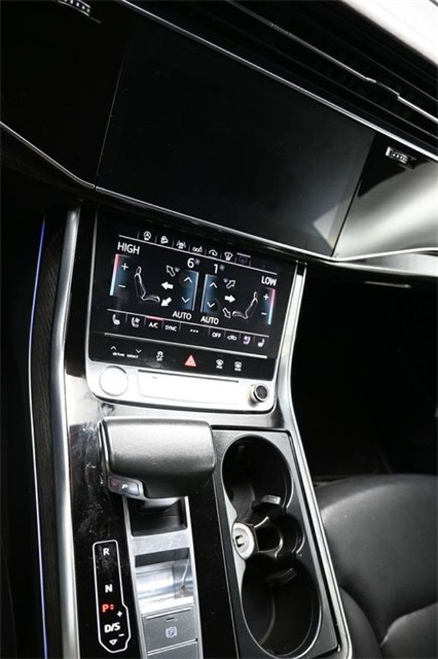 2019 Audi Q8 3.0T Prestige - 22969880 - 21
