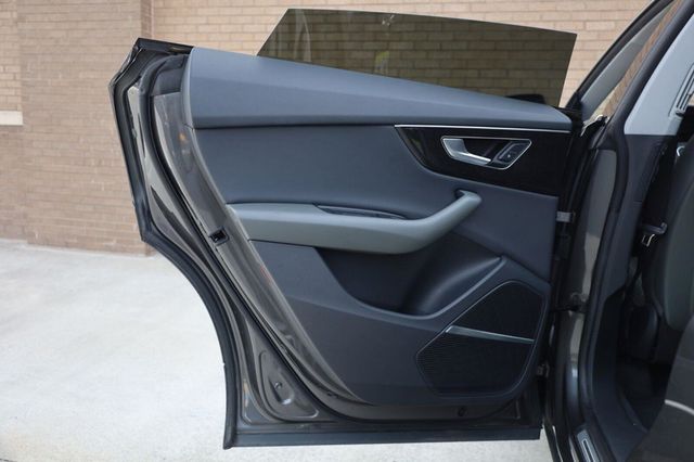 2019 Audi Q8 Premium Plus - 23079333 - 20